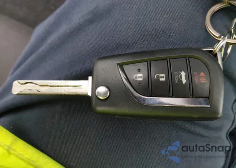 2022 Toyota Corolla Se from USA, damaged, VIN 5YFS4MCE8NP135350